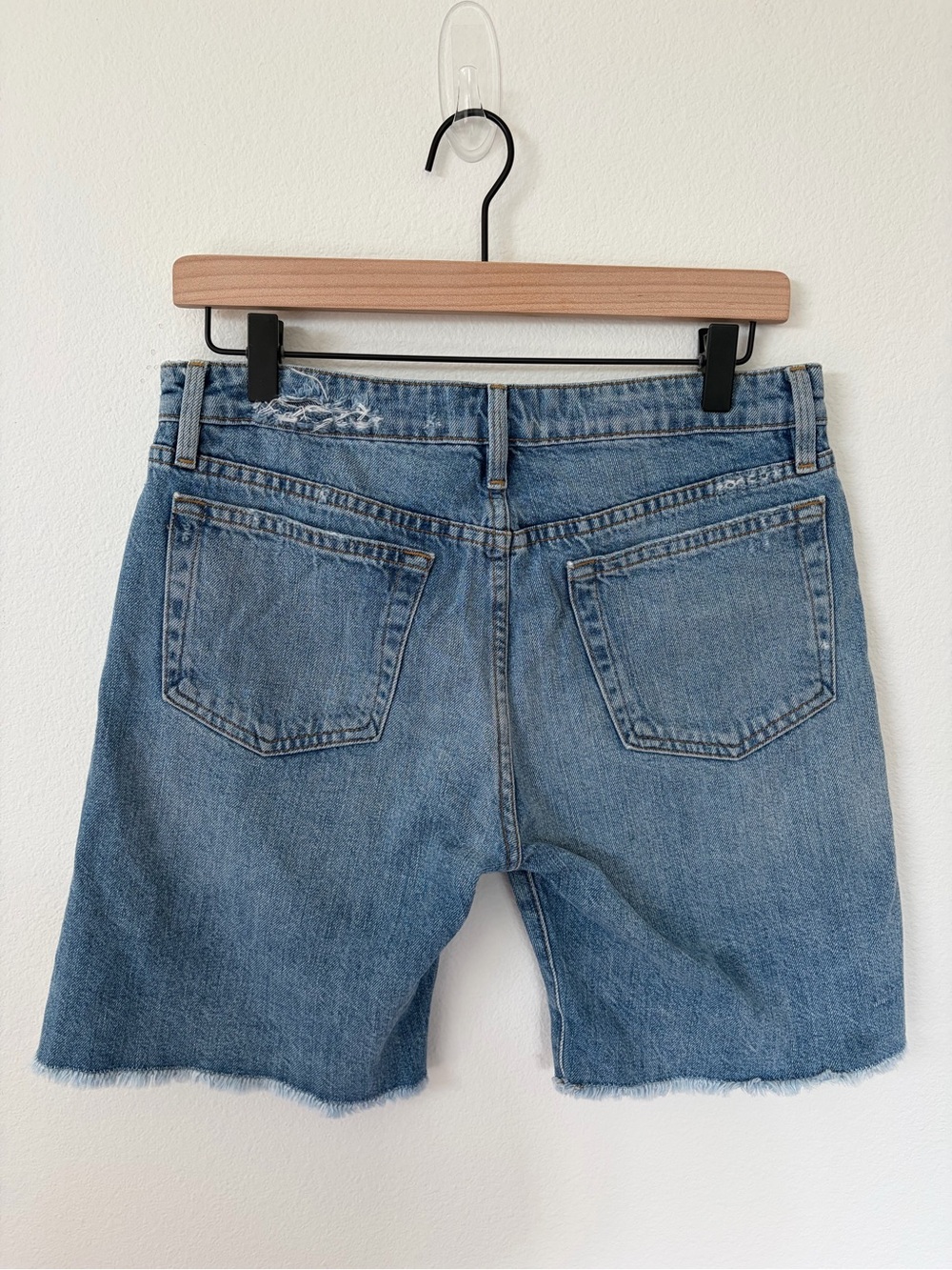 Frame Distressed Bermuda Shorts Le Grand Garcon Denim Long Light Wash Size 27 - Picture 5 of 9